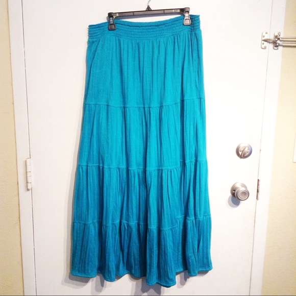 Laura Scott Dresses & Skirts - 🌟5 for $25🌟 Teal Flowy Tiered Maxi Skirt